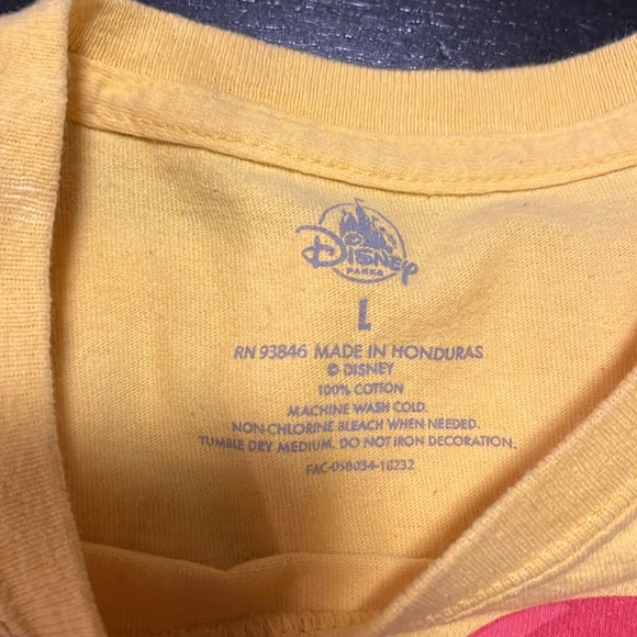 Disney tshirt in yellow used good condition. - Picture 2 of 2